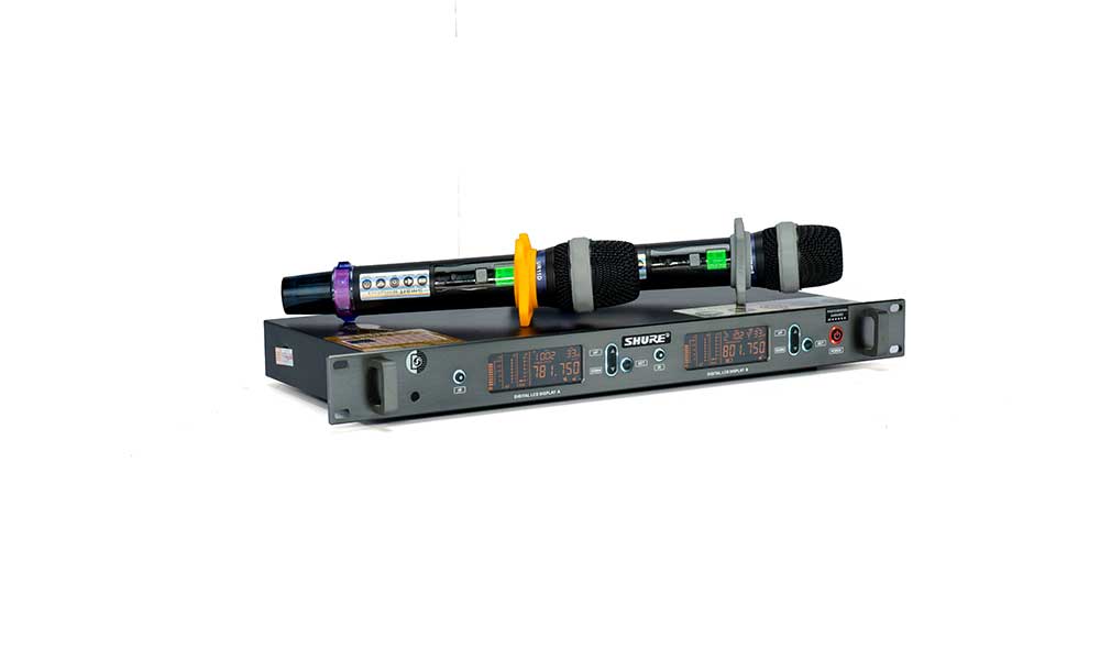 Micro Không Dây UR-11D Mặt Nghiêng Micro Không Dây UR-11D Mặt Nghiêng